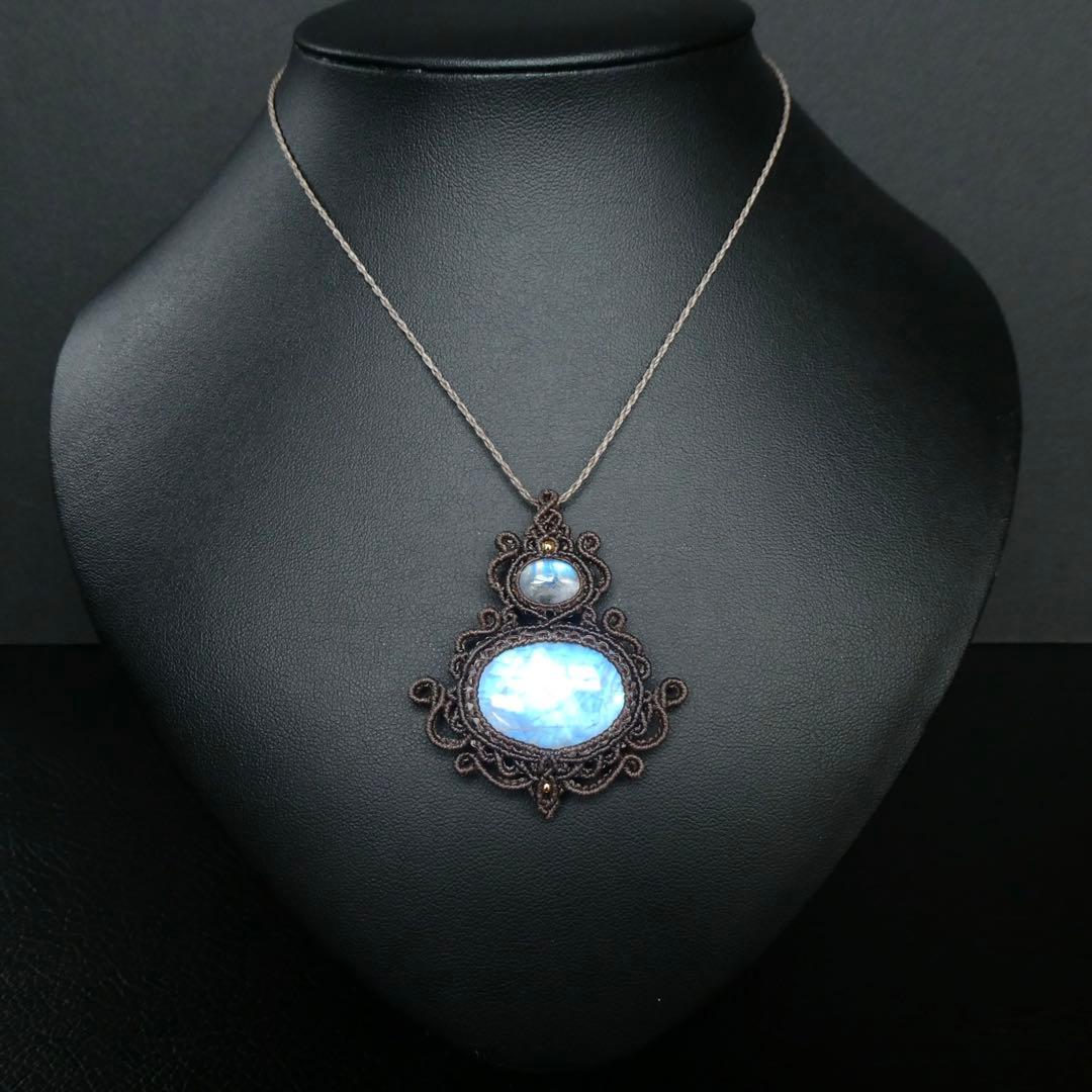 高品質レインボームーンストーンのマクラメネックレス