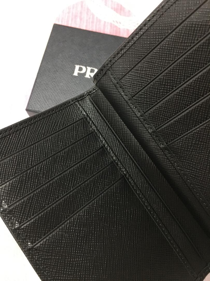 PRADAプラダ 二つ折り財布 L字ファスナー 小銭入れ