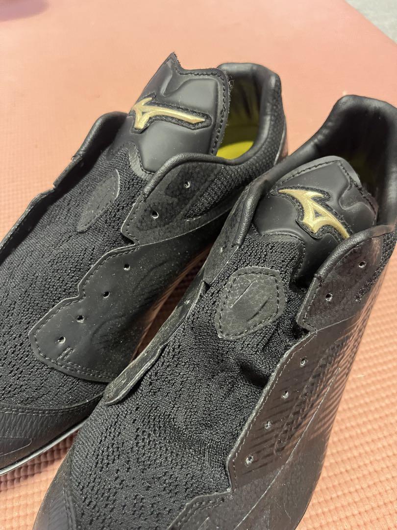 Mizuno ブラック スパイクシューズ