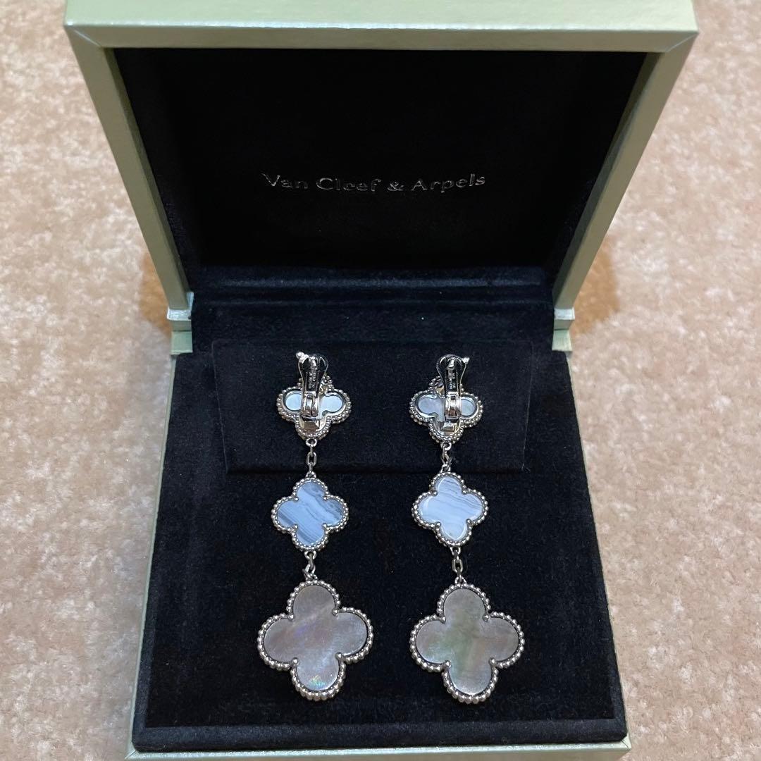高品質 アルハンブラ クローバー ピアス 3p カルセドニー ホワイトゴールド