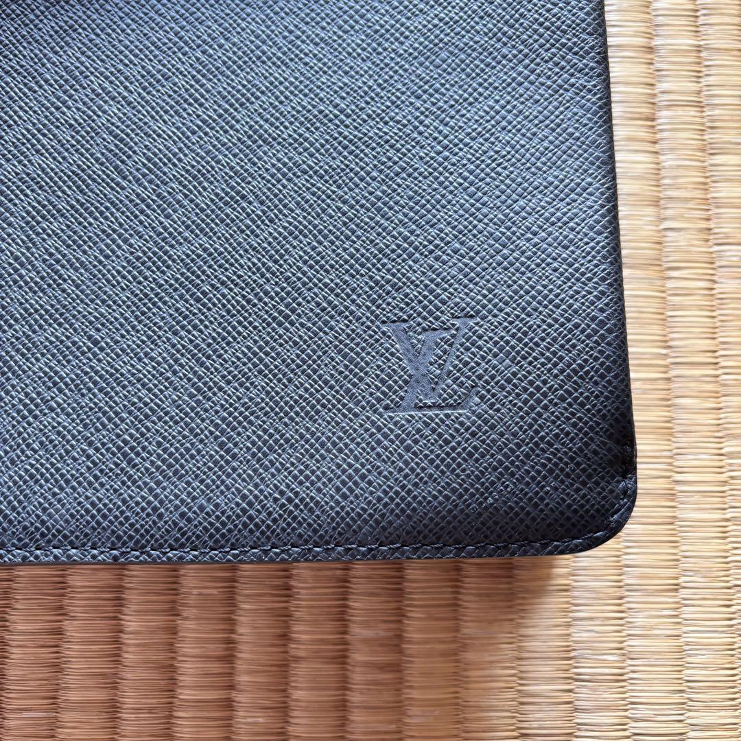 LOUIS VUITTON ルイ・ヴィトン　バッグ　ビジネスバッグ