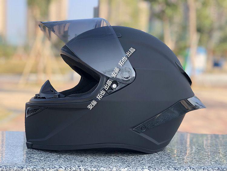 大人の上質 ヘルメット、フルフェイスヘルメット、サメ(ゴールデンレンズ) 新品! - ヘルメット/シールド