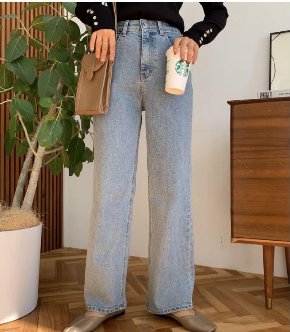 本日限定！　新品　BLATE ストレッチストレートデニムパンツ