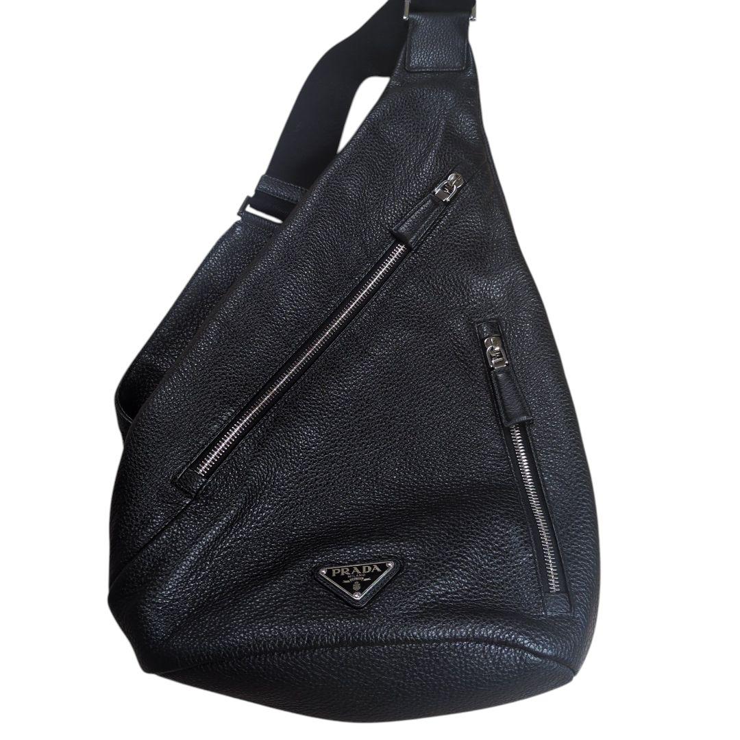 【美品】PRADA ロゴプレート ヴィッテロダイノ レザーバッグ