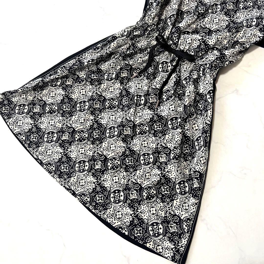 ✨極美品 ✨ルイヴィトン ワンピース シルク モノグラム Aライン ✨極美品 ✨ルイヴィトン ワンピース シルク モノグラム Aライン