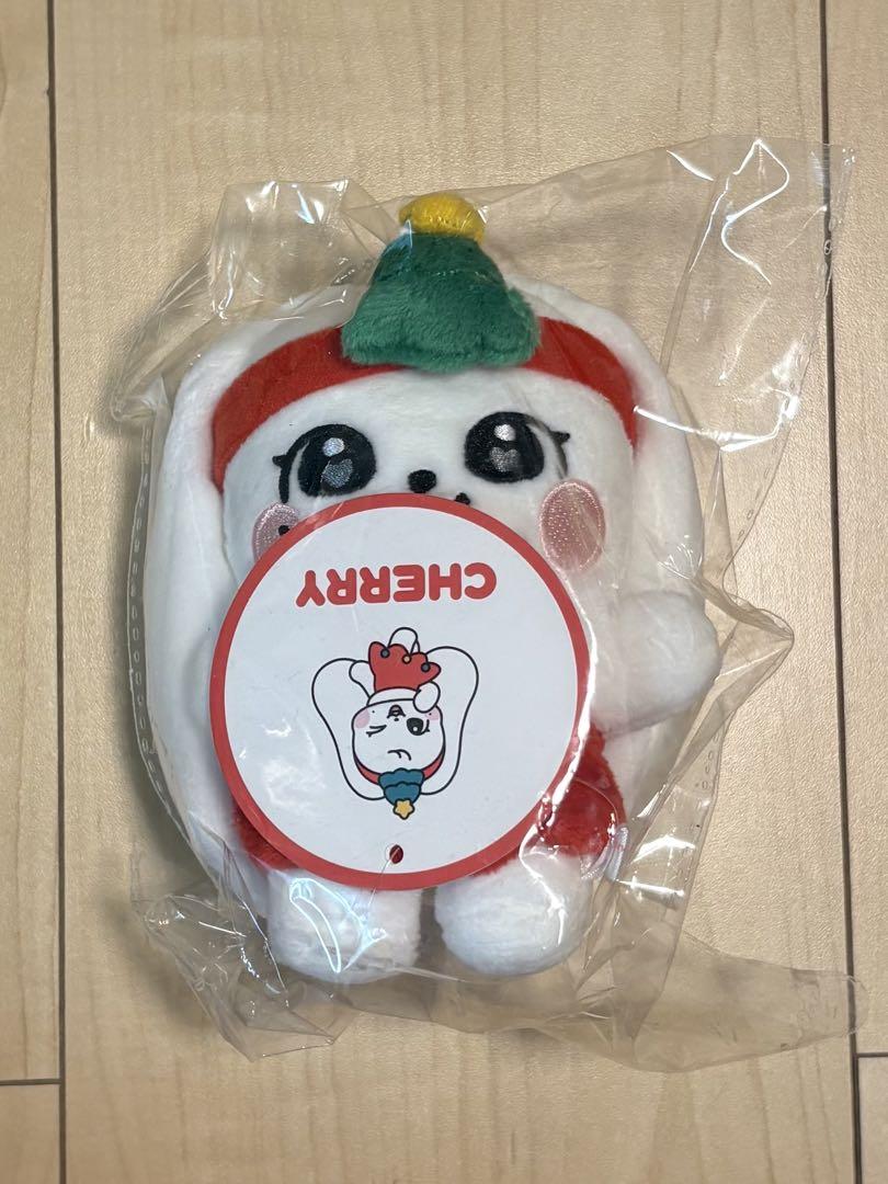 CHERRY ぬいぐるみ