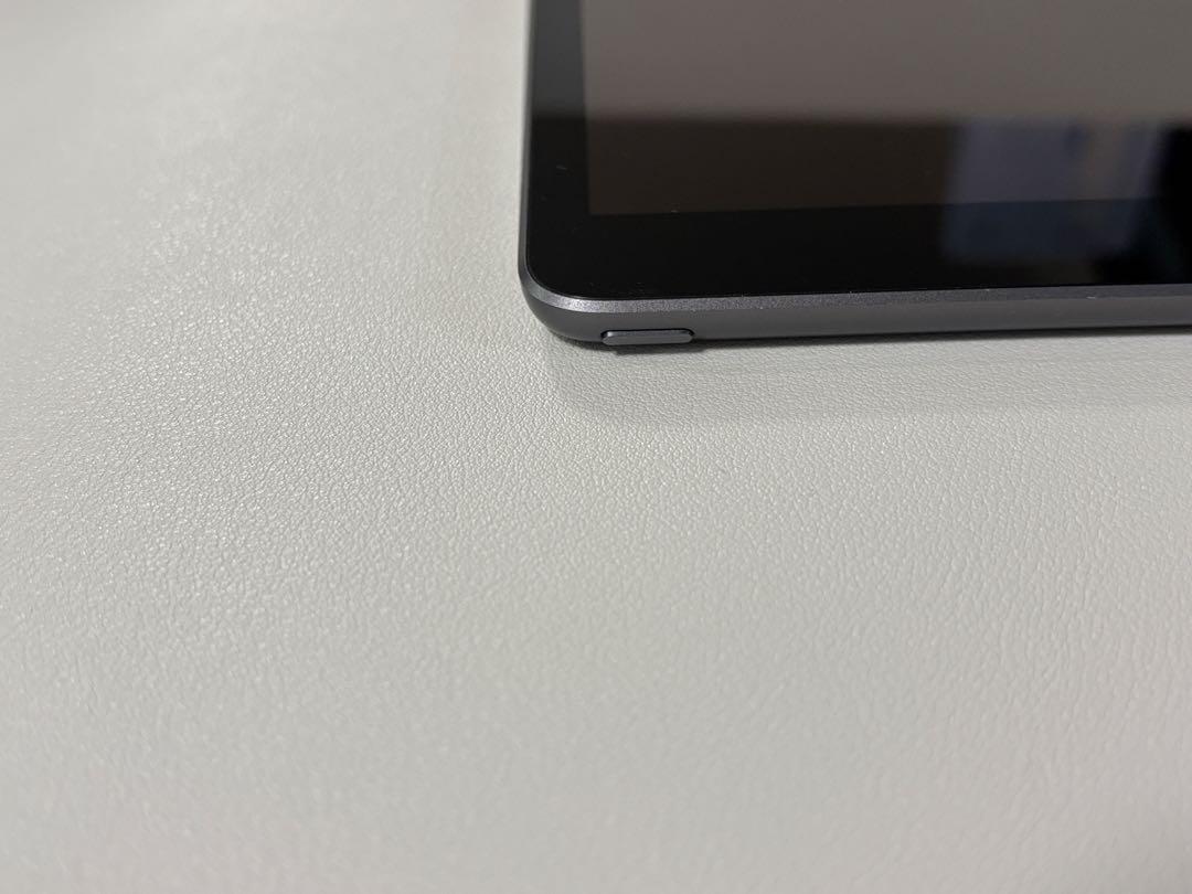 Apple iPad 第8世代 32GB Wi-Fiモデル
