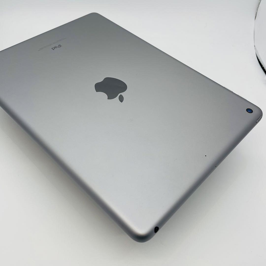 A 使用短い 電池100% iPad 6 第6世代 Wi-Fi 32 GB 本体 iPad本体
