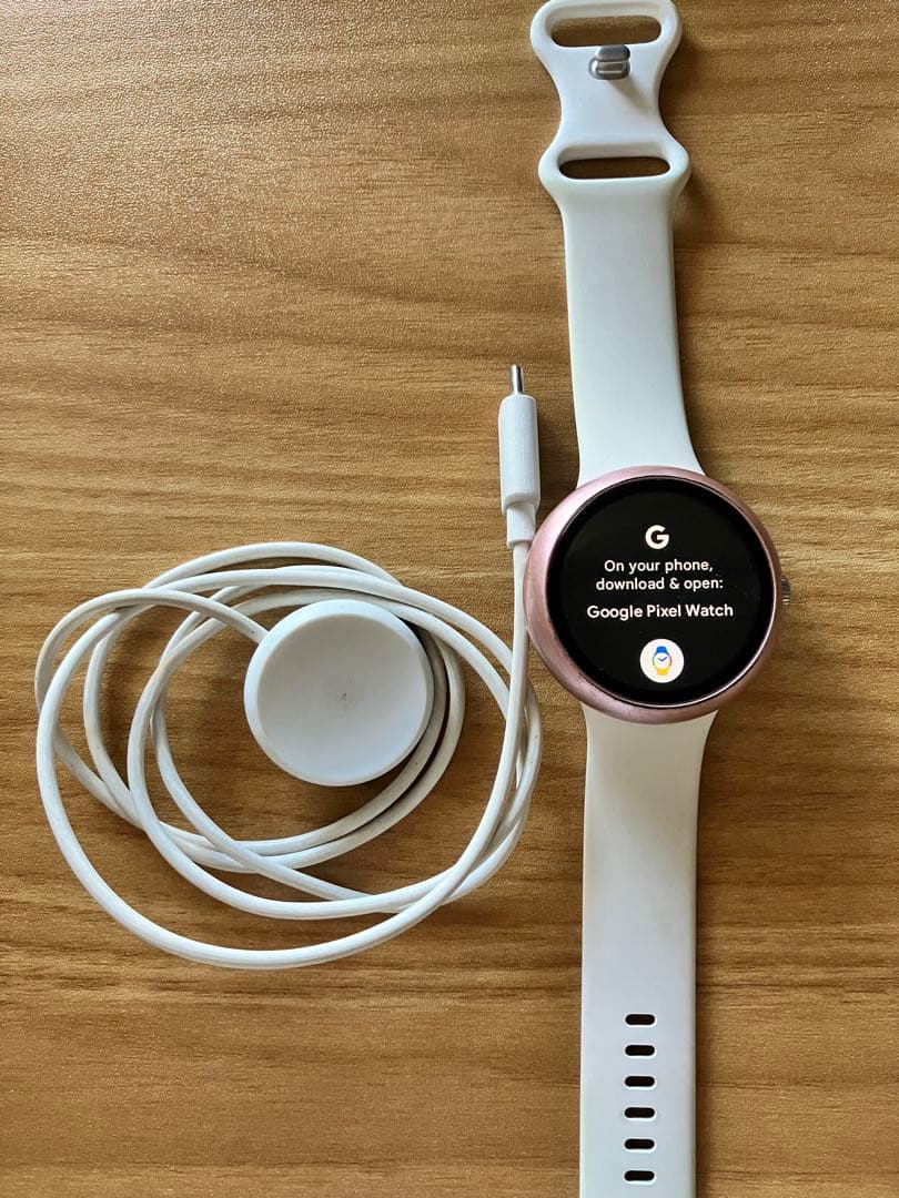 Google Pixel watch (裏蓋が外れています)