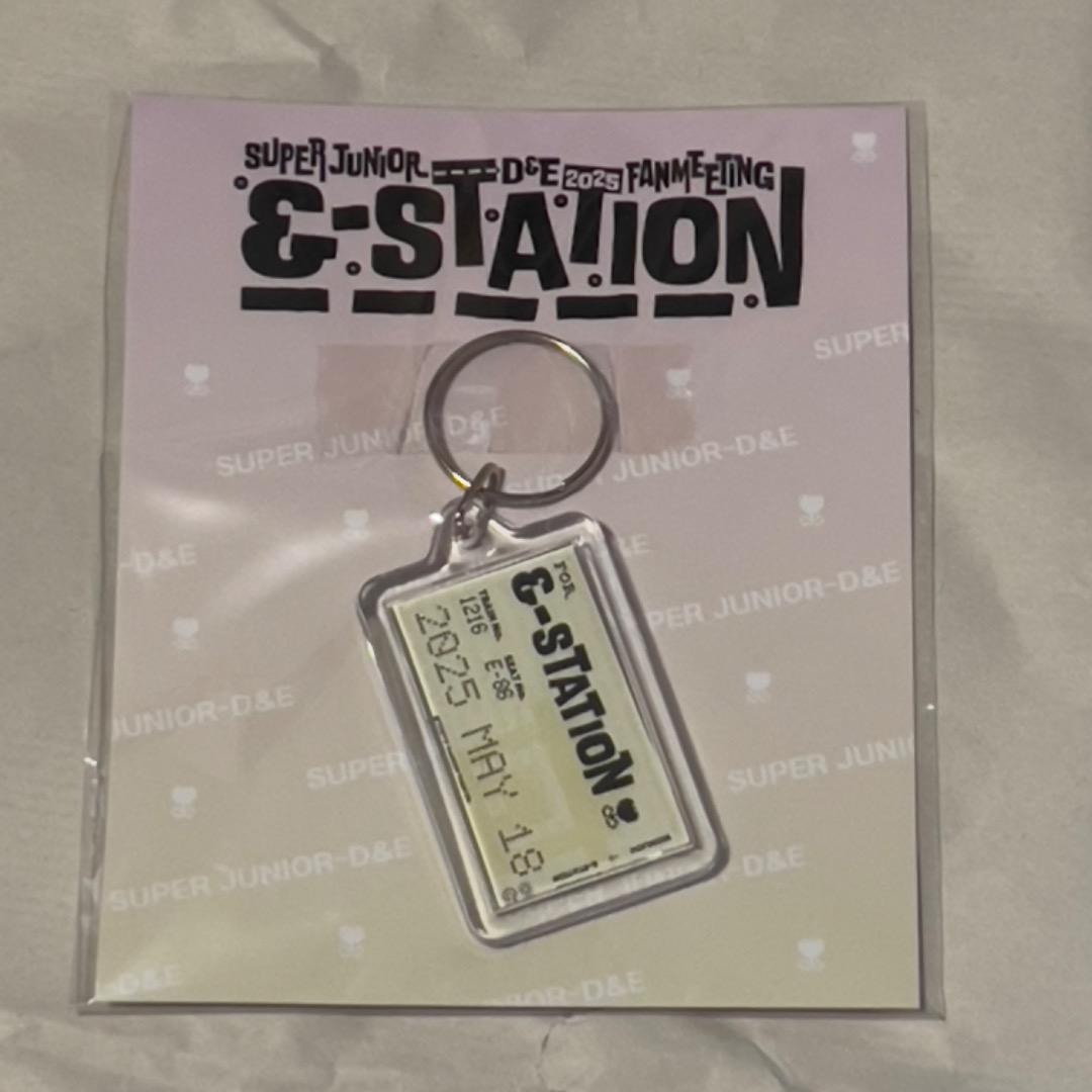 D&E 特典トレカ Tシャツ アクスタ キーホルダー ペンミ ウニョク ドンヘ