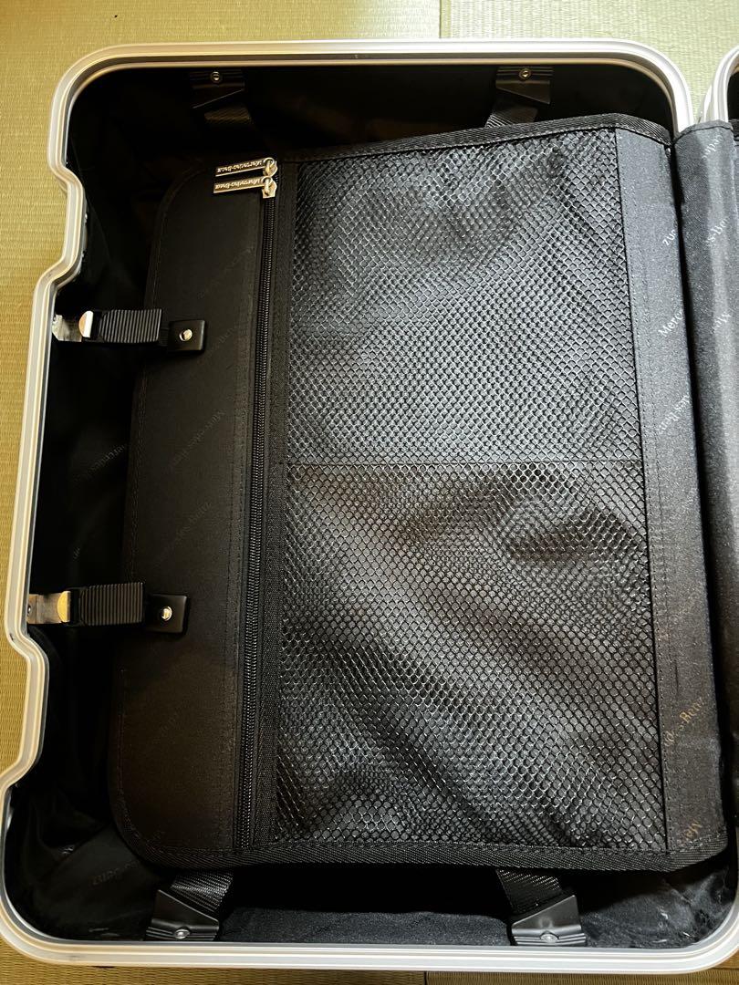 メルセデスベンツ『スーツケース  32L  4輪』TSA ロック　未使用　リモア