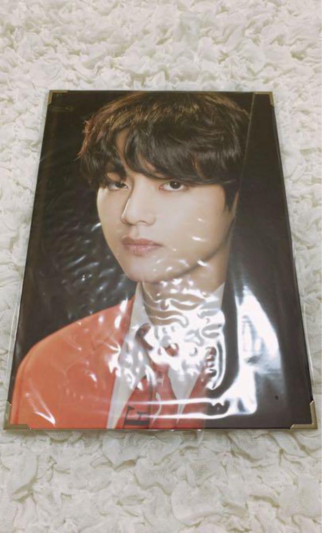 BTS テヒョン うちわ フラッグ プレミアムフォト セット 公式品】BTS V テヒョン うちわ フラッグ プレミアムフォト