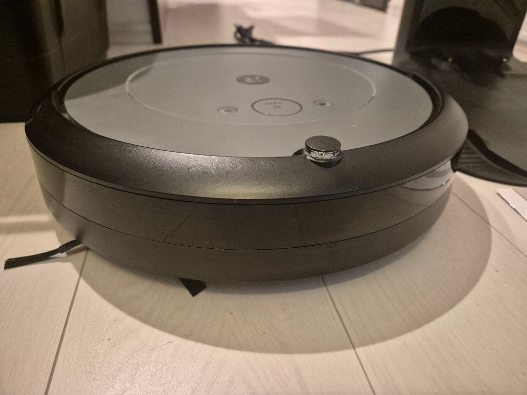iRobot Roomba i2 ロボット掃除機 本体、クリーンベースセット iRobot Roomba i2 ロボット掃除機 本体、クリーンベースセット