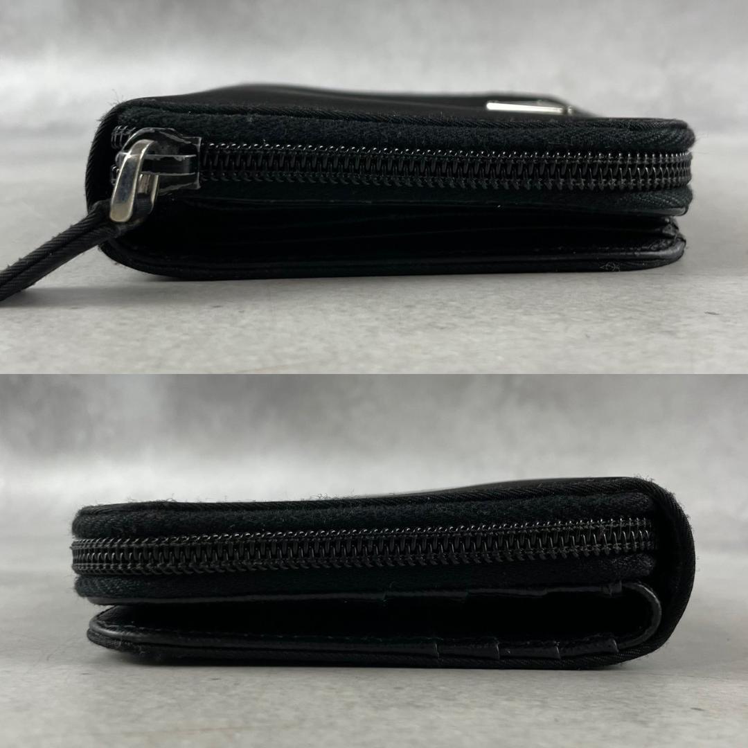 美品✨プラダ 折り財布 ラウンドファスナー 三角ロゴ 美品✨プラダ 折り財布 ラウンドファスナー 三角ロゴ