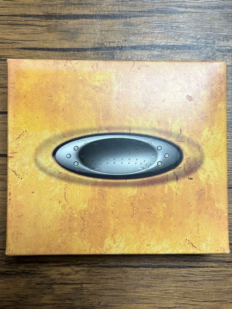 00’sオークリー財布