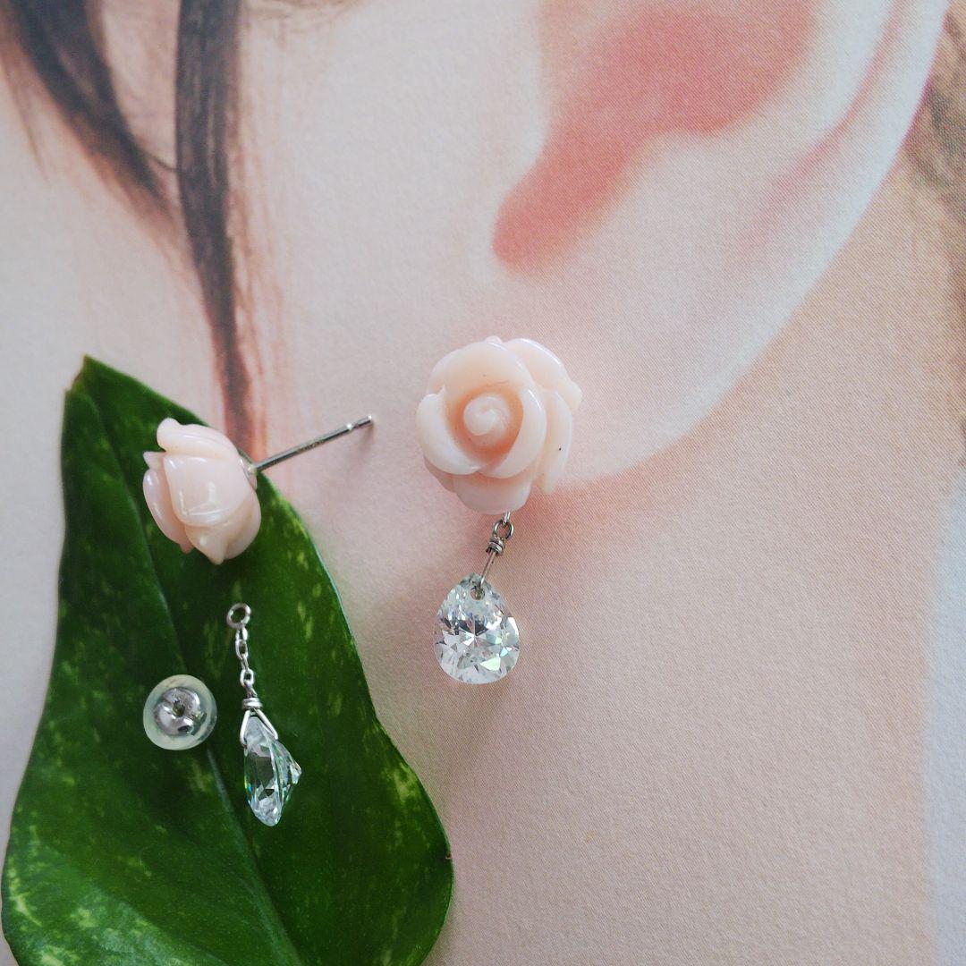 K18/セイレーンアズーロ/ダイヤピアス/花/スター/フラワー 楽天市場】K18 ゴールド ダイヤモンド フラワー ピアス 2P 両耳