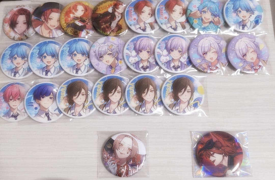 いれいす 缶バ 纏め売り【 即購入 絶対に❌ 】