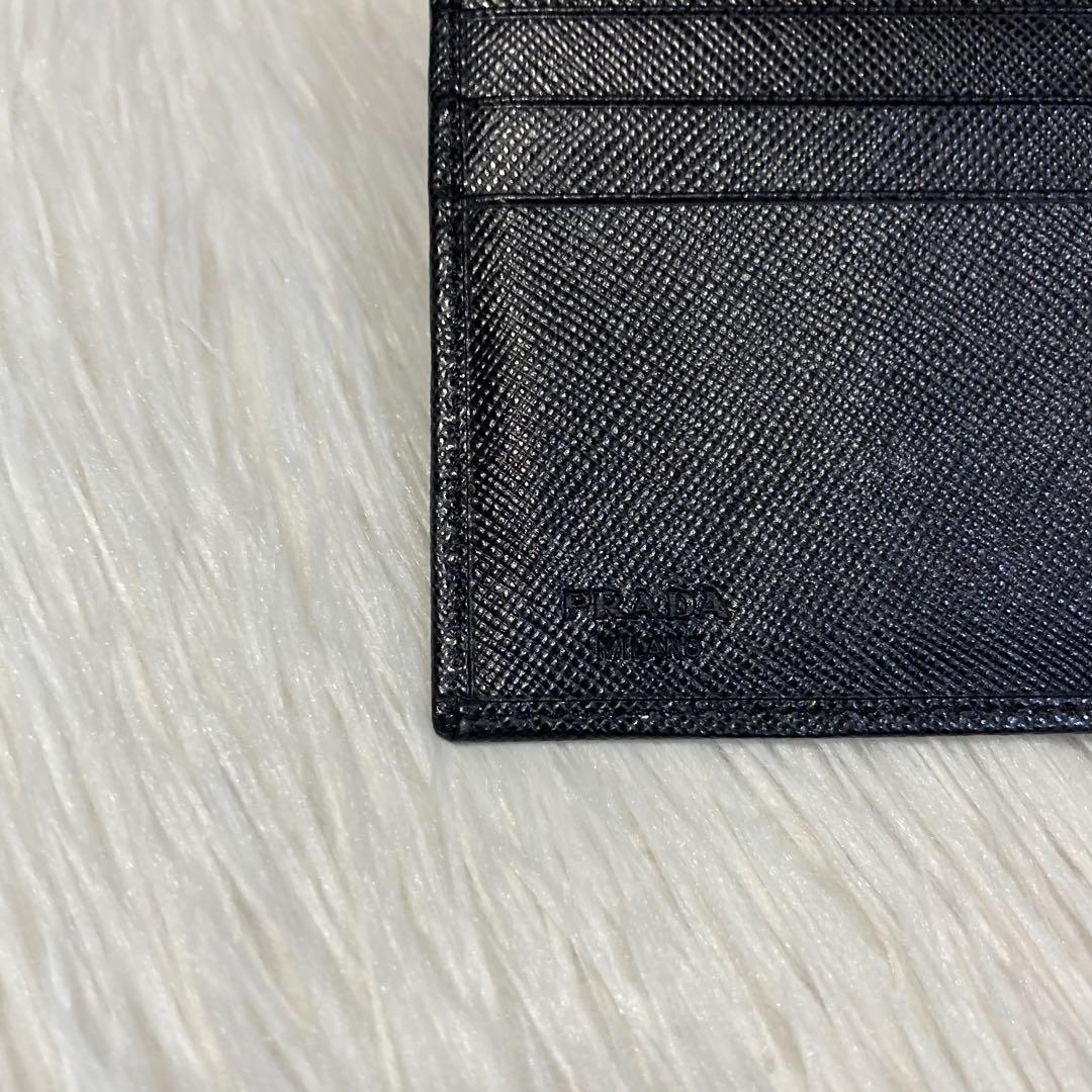 本日限定セール　超美品　PRADA プラダ　二つ折り　ケース　お札入　黒　即完売