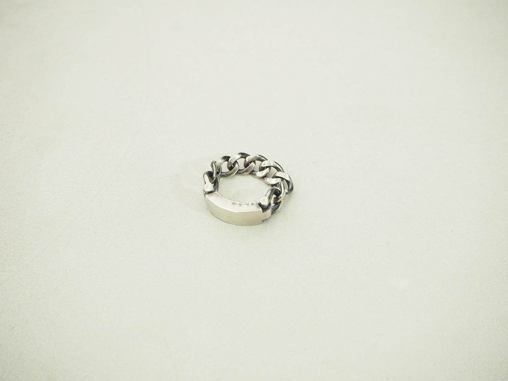 美品 定価6万 hum プレート チェーン シルバー リング 15号 304P▲