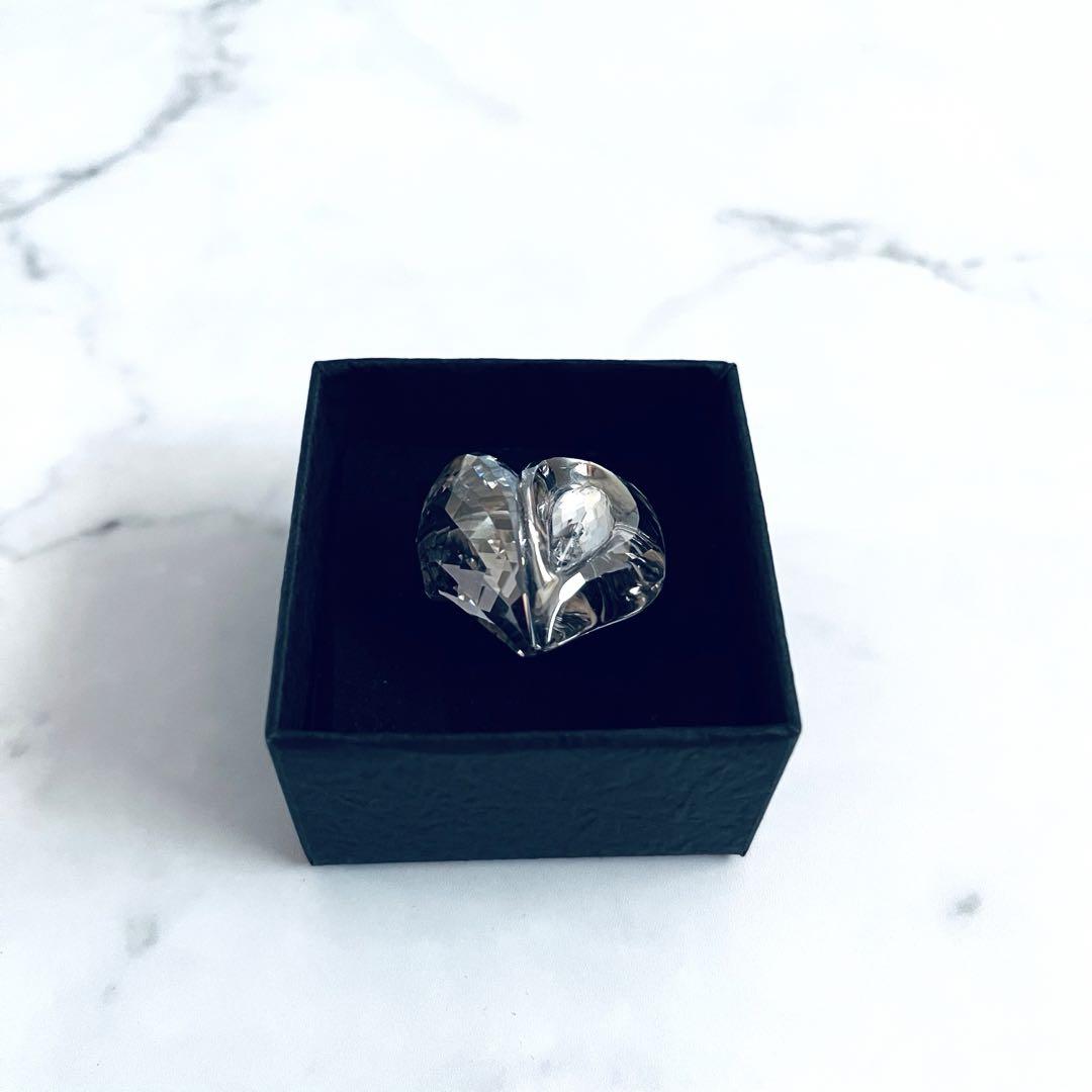 海外最新 美品 指輪 リング ハート 大粒 スワロフスキー SWAROVSKI アクセサリー