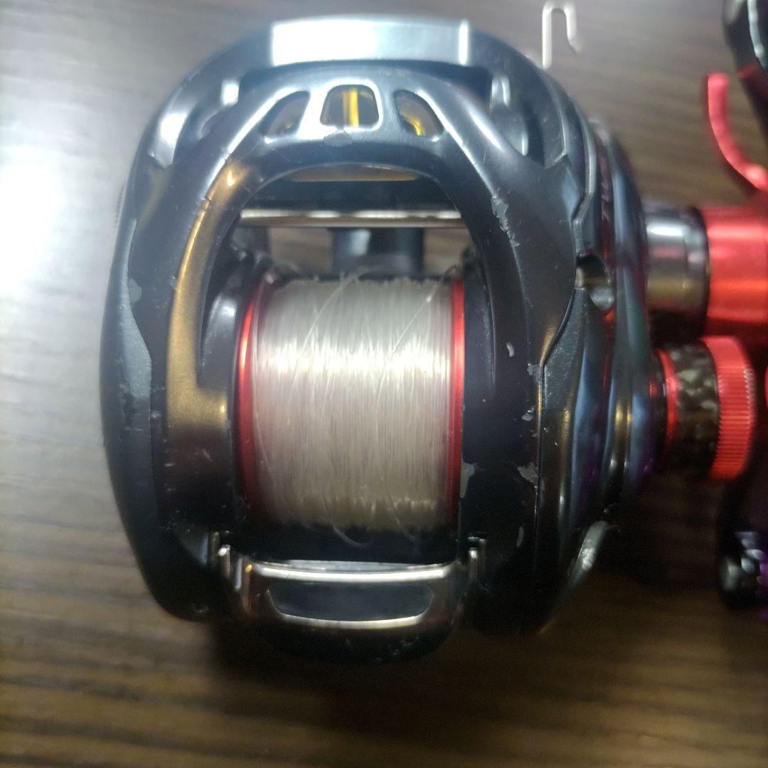 タトゥーラSV TＷ 改 ダイワ ベイトリール 25タトゥーラ SV TW 100(右): 釣具の