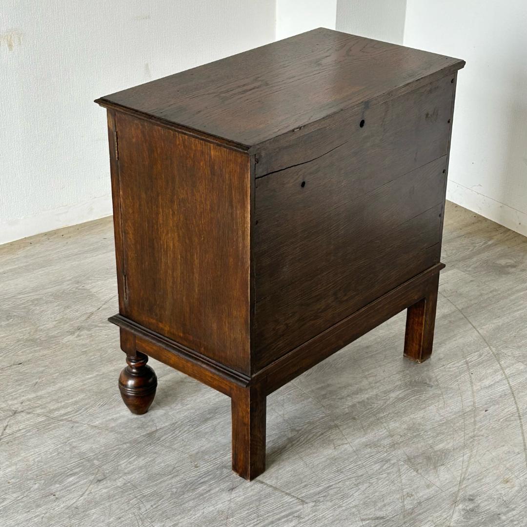 イギリス アンティーク 家具 カップボード 1930年頃 605A イギリス アンティーク 家具 カップボード 1930年頃 605A - メルカリ