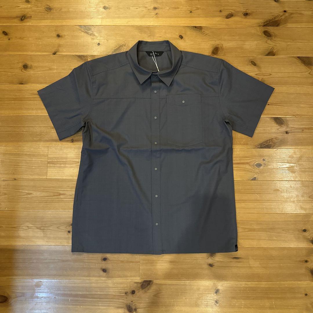 トップス STATIC SNAKE DIKE S/S SHIRTS