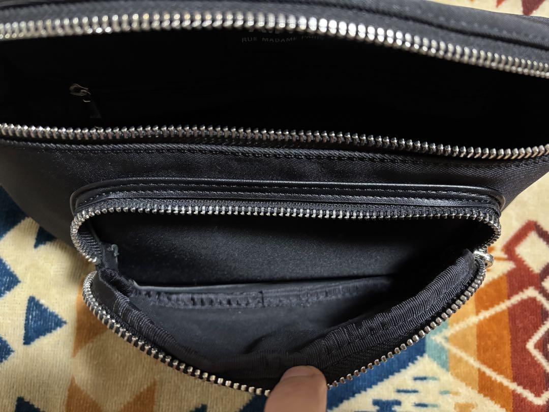 【極美品】A.P.C.　23AW Camden ボディバッグ　ナイロン×レザー