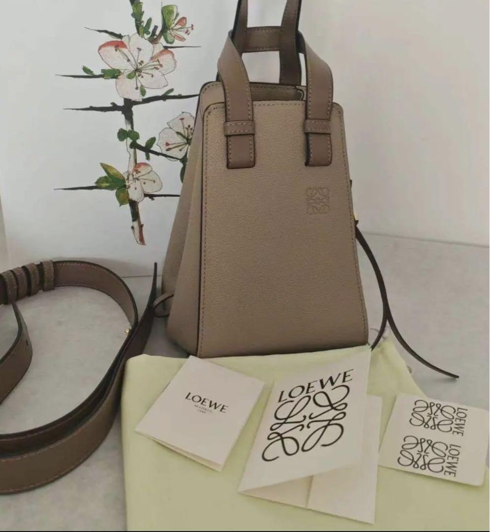  LOEWE ハンモックバッグ　スモール
