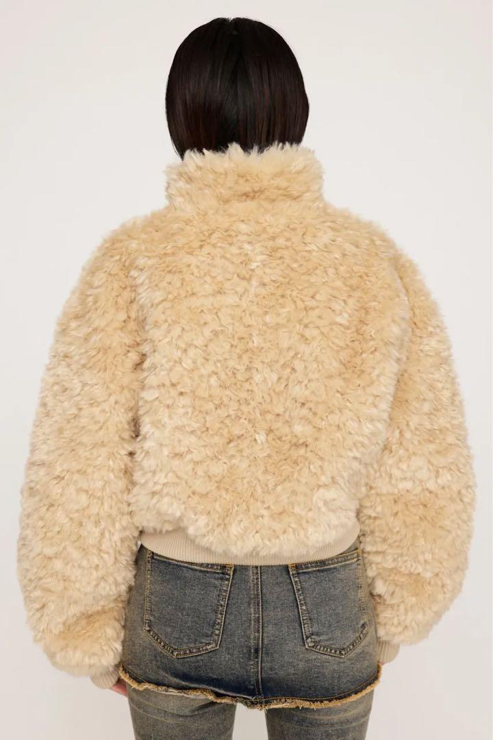 公式完売！SLY CURLY BOA CROP ブルゾン 新品タグ付き