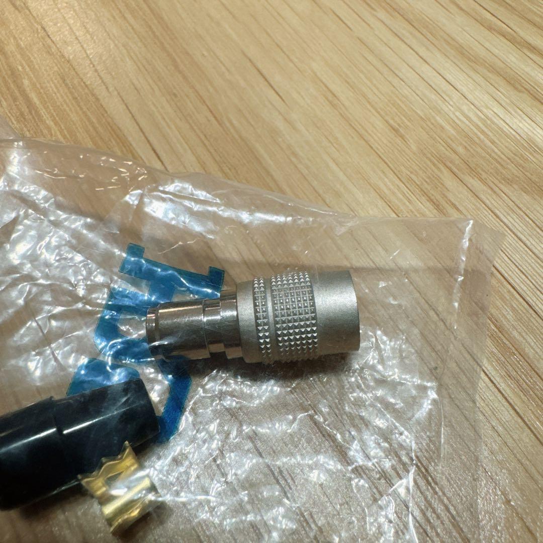 HIROSE ヒロセ　4Pinコネクタ HR10A-7P-4S(73)