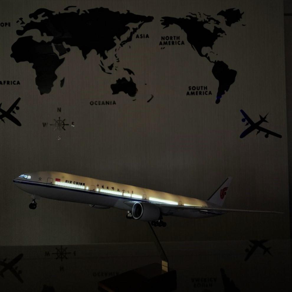 中国国際航空 777 模型飛行機 B7973 LEDライト ランディングギア付き