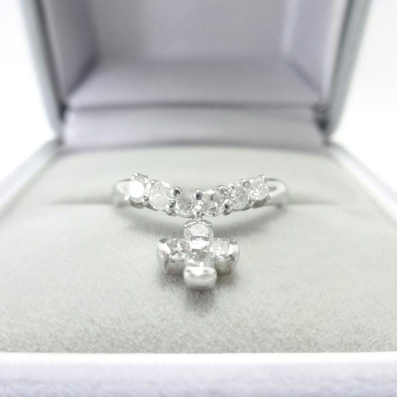 【美品】0.50ct　ダイヤモンド　カーブエタニティ　クロス　リング　プラチナ