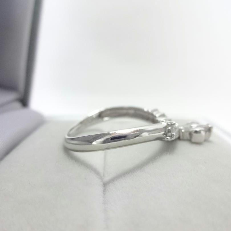 【美品】0.50ct　ダイヤモンド　カーブエタニティ　クロス　リング　プラチナ