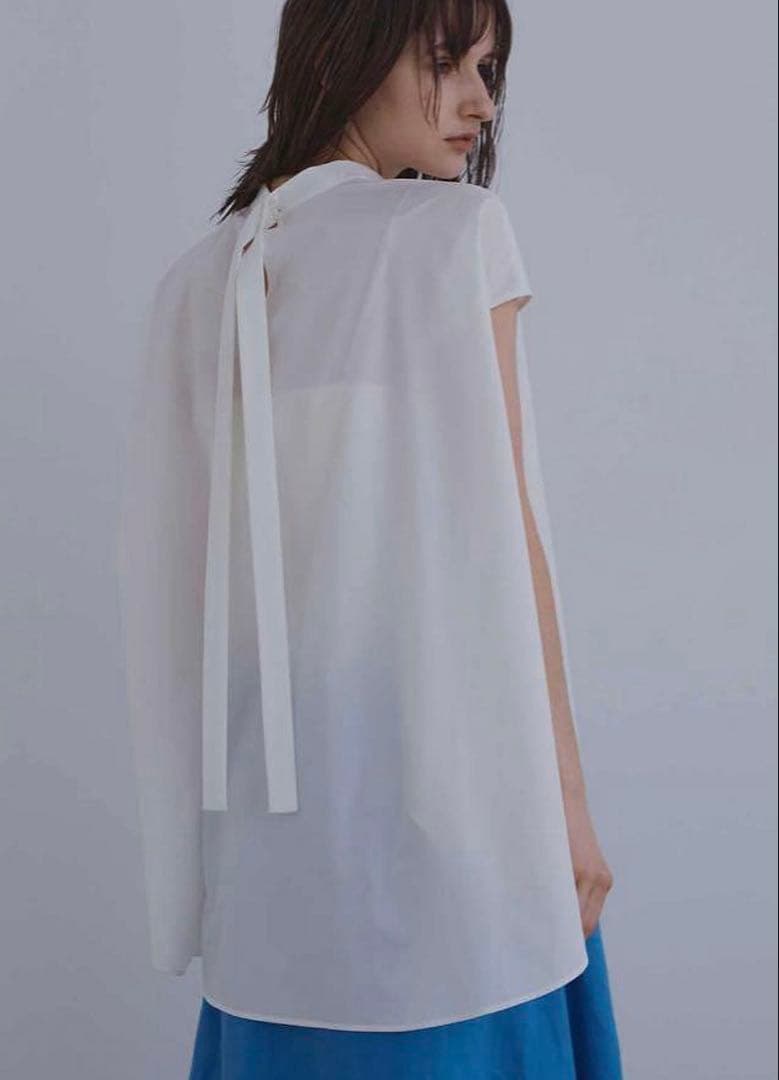 LE PHILE SOLOTEXノースリーブブラウス White