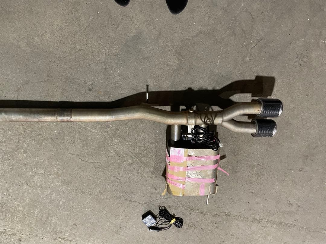 f56 可変バルブマフラー目立った傷や汚れなし