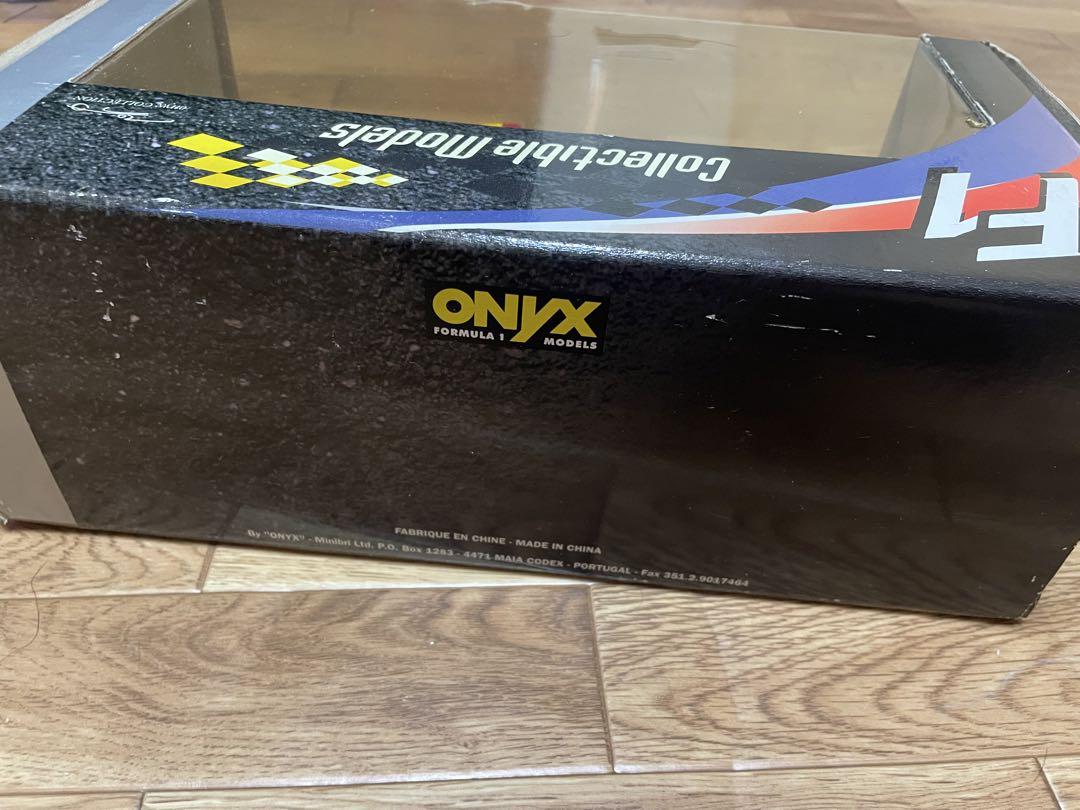 1/18　ＯＮＹＸ　　フェラーリ　４１２Ｔ２　９５　　Ｊ・アレジ　マルボロ仕様