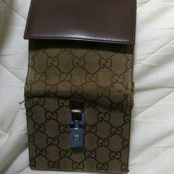GUCCIの財布