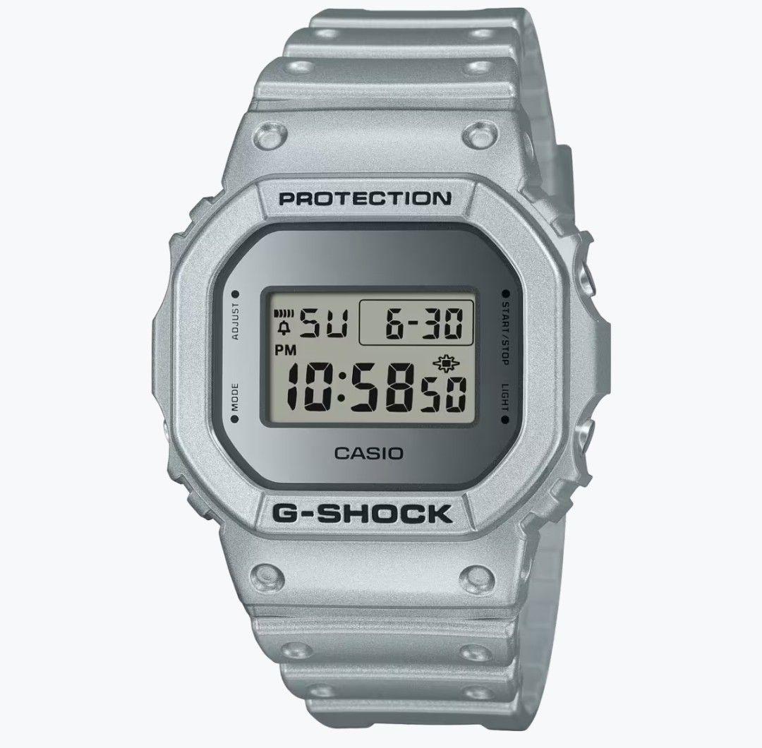 今ならほぼ即納！ G-SHOCK Casio GM-5600 時計 uxboost.com