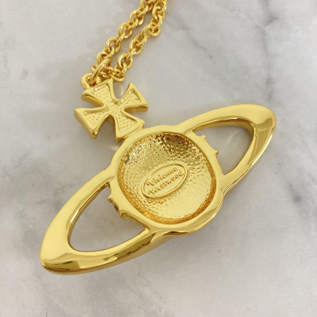 Vivienne Westwood ビッグオーブネックレス　ゴールド