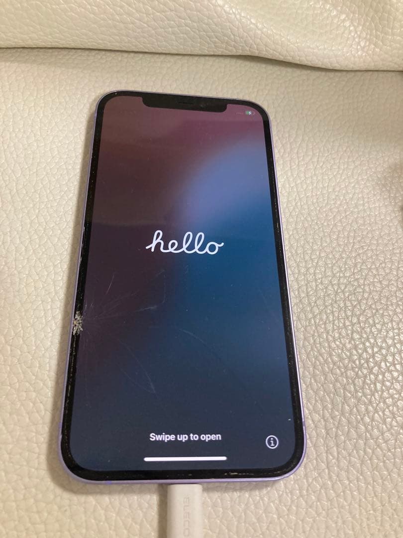 iPhone12 本体 画面ヒビ割れありApple