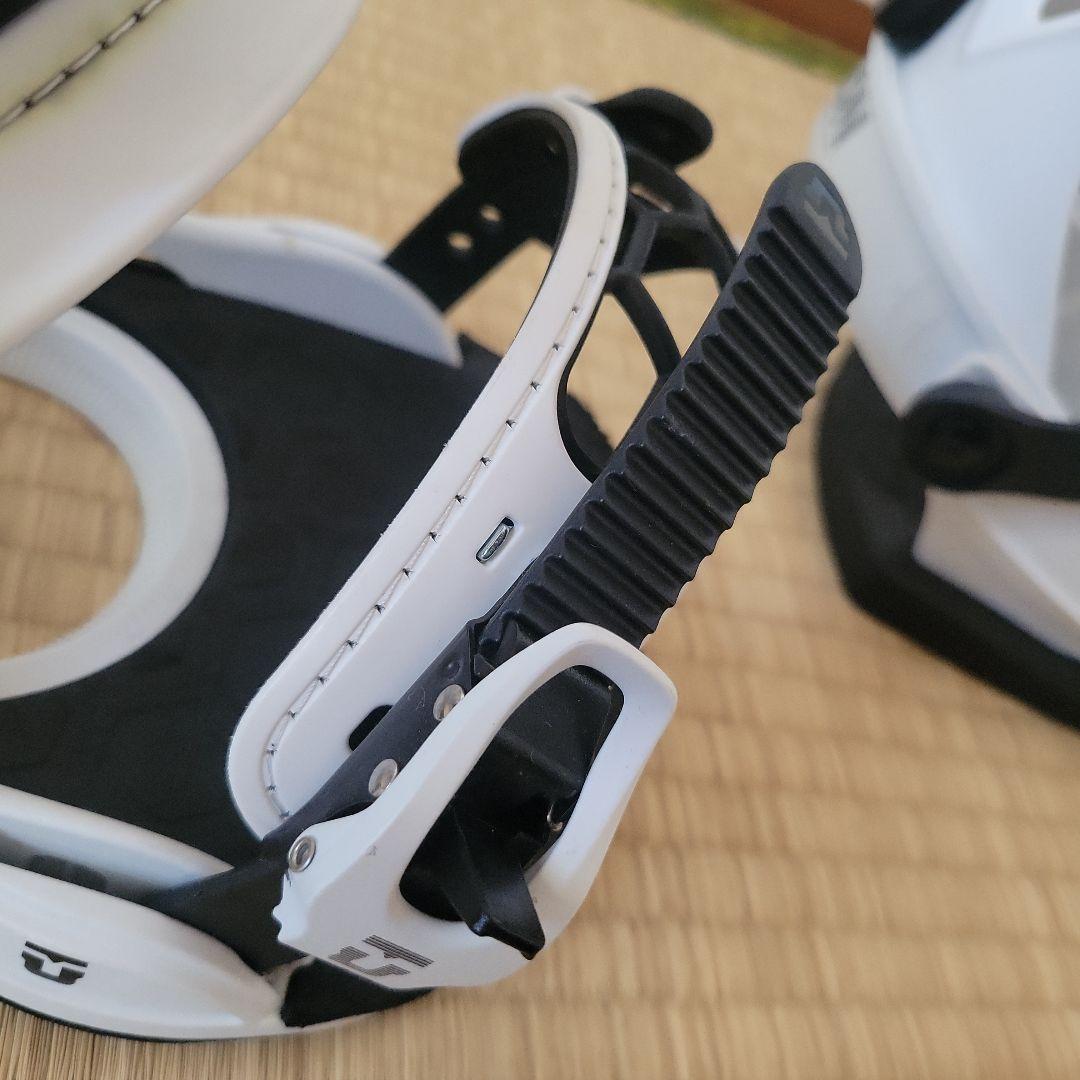 【美品】UNION スノーボードビンディング ホワイト