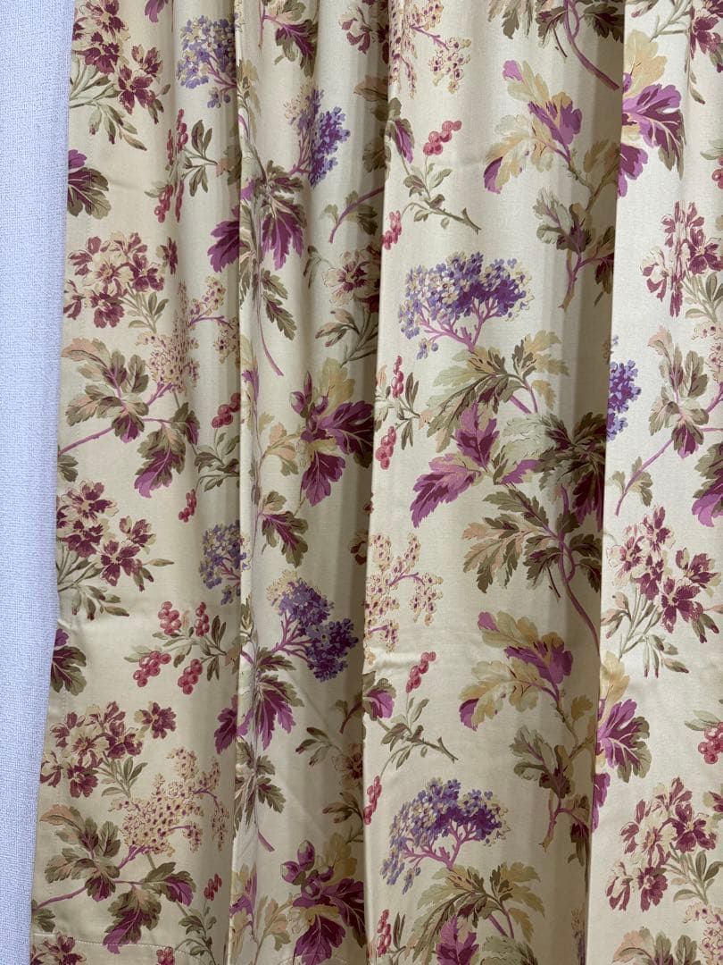 ローラアシュレイ カーテン 横幅約170㎝ 丈120cm× 2枚セットLaura Ashley