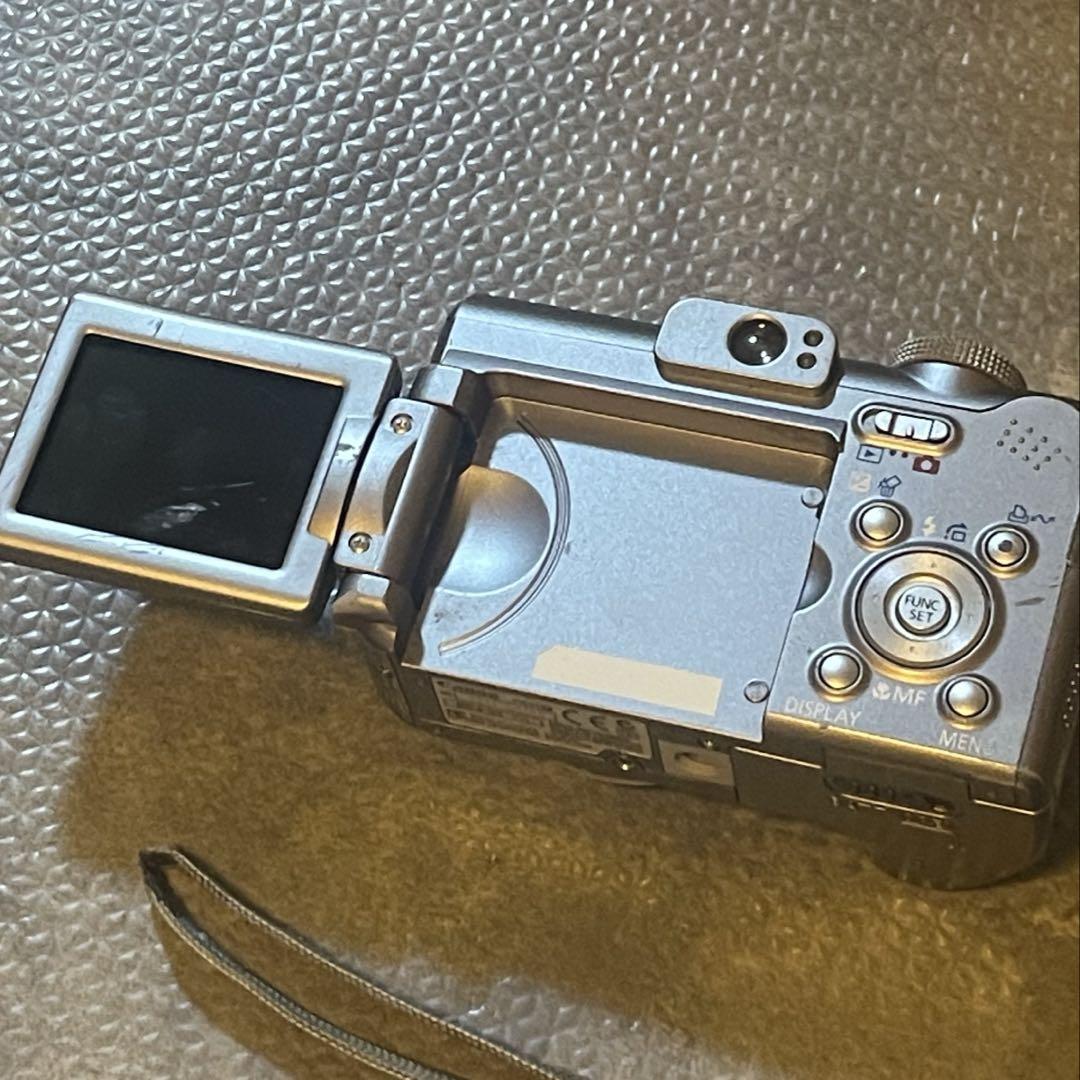 Canon PowerShot A620 デジタルカメラ 乾電池式