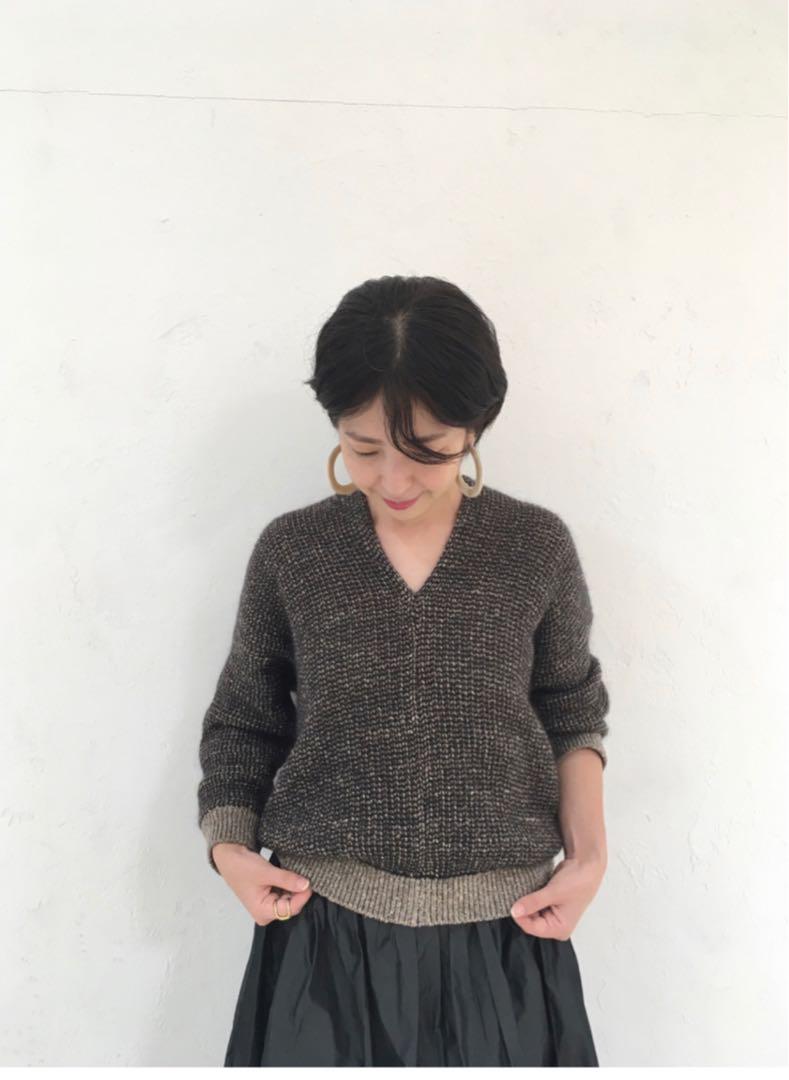 ビアズリー モヘヤ混Vネックニット 定価24,000