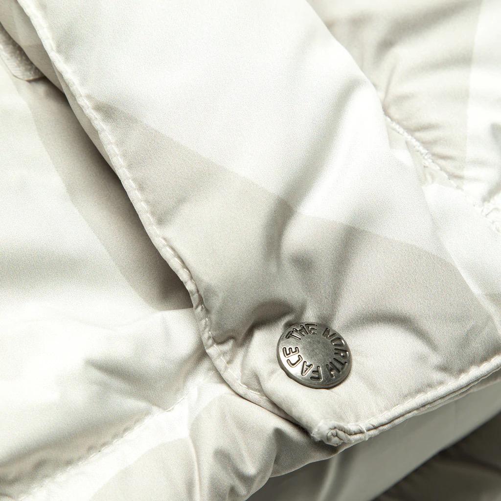 The North Face x Kaws ヒマラヤンパーカー ホワイト 画像5