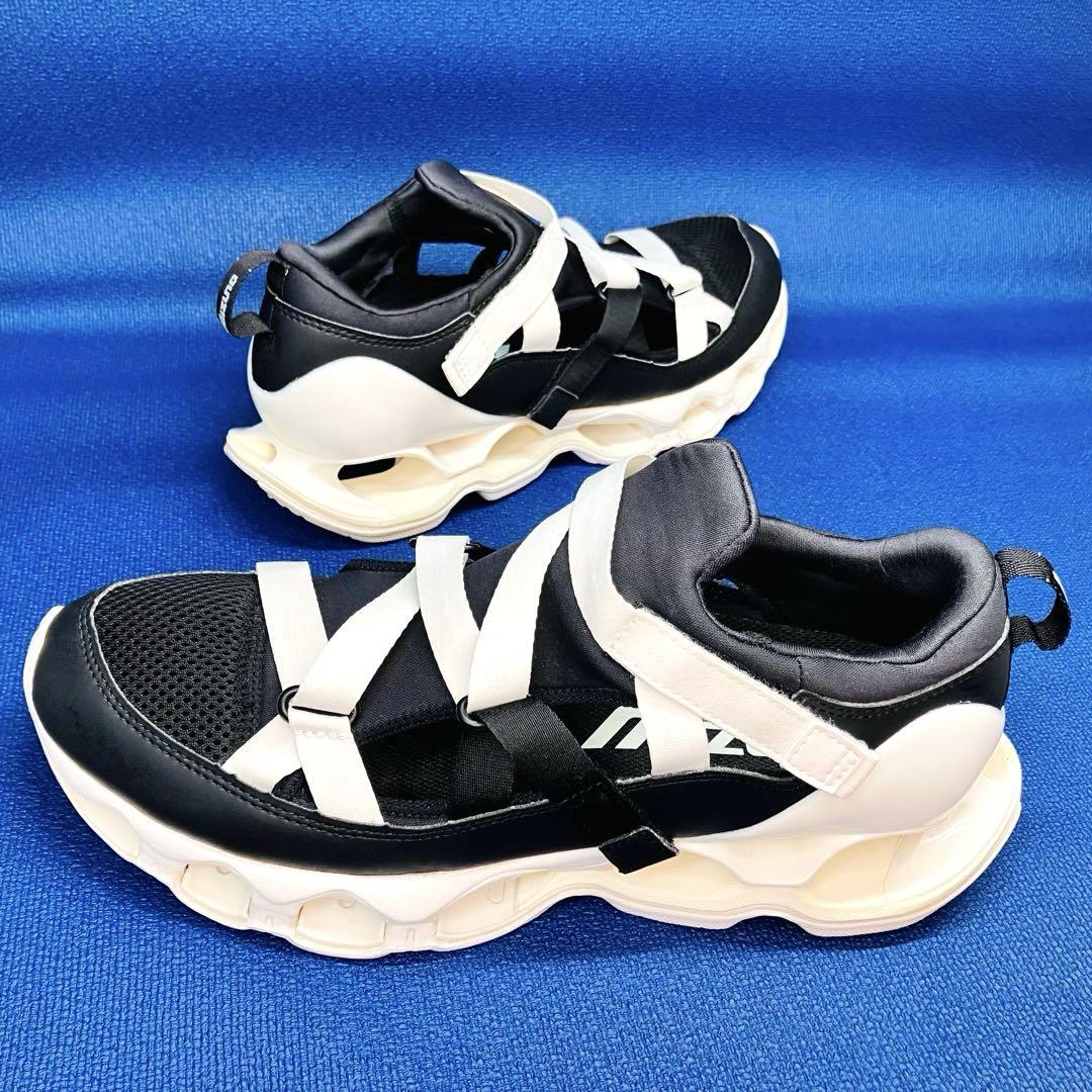【極美品】MIZUNO 28cm WAVE PROPHECY STRAP 黒×白