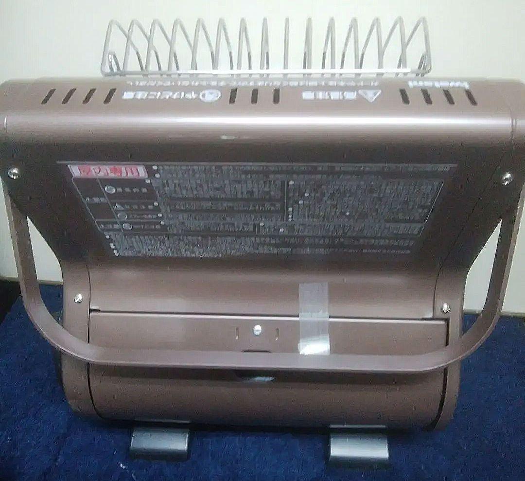 イワタニ カセット ガスストーブ (未使用品)