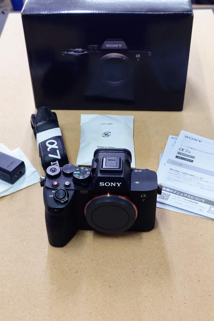 ソニー SONY α7Ⅳ ILCE-7M4 ボディ【美品】元箱有り