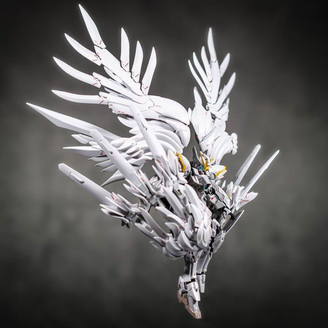 1/100 ウィングガンダム 海外製 ダイキャスト版 スノーホワイトプレリュード 1/100 ウィングガンダム 海外製 ダイキャスト版 スノーホワイトプレリュード
